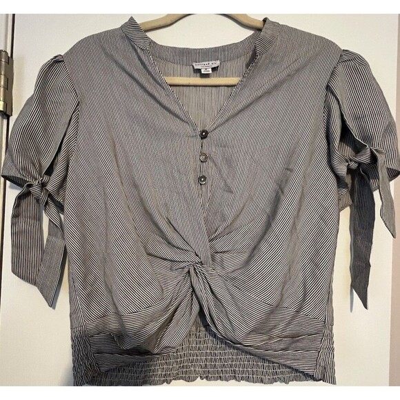 Current Air Top Womens Medium Short Sleeve Bow Tie Front in Striped - Picture 1 of 8